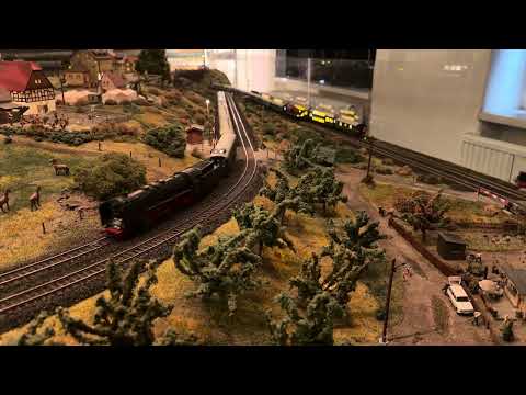 Preview: Model railway in motion