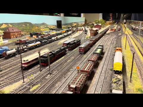Preview: Model railway in motion